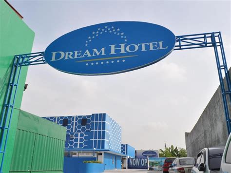 Hotel dream world las pinas  This 42-room, 3-star hotel welcomes guests with conveniences like 24-hour room service, free in-room WiFi, and a 24-hour front desk
